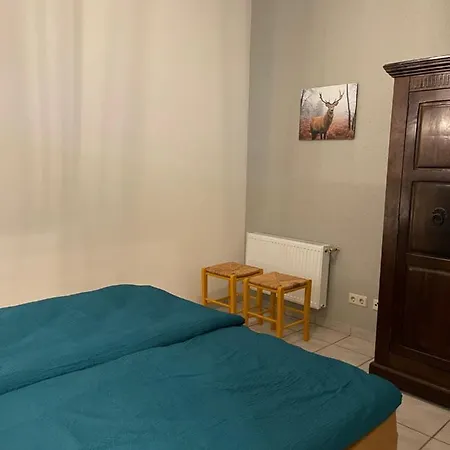 Mitten In Der Natur : Ferienwohnung Mit 3 Schlafzimmern, Neu Eingerichtet Neu Gaarz Exterior photo